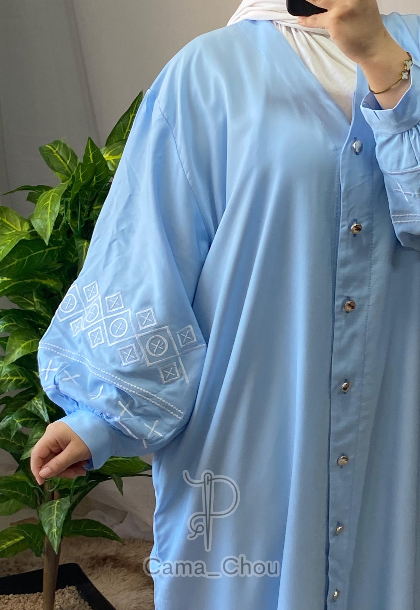 Robe brodée ⭐