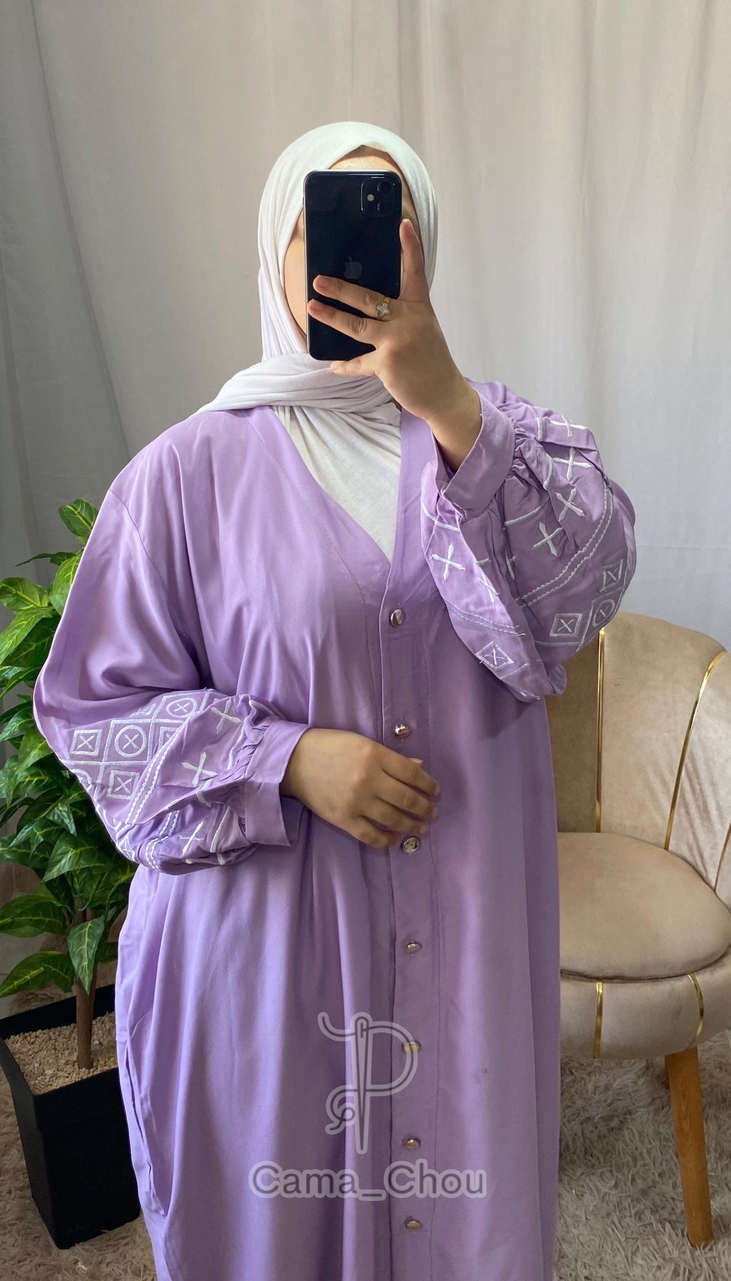 Robe brodée ⭐