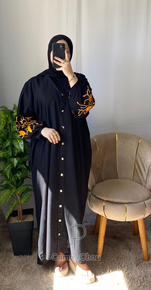Robe brodée ✨