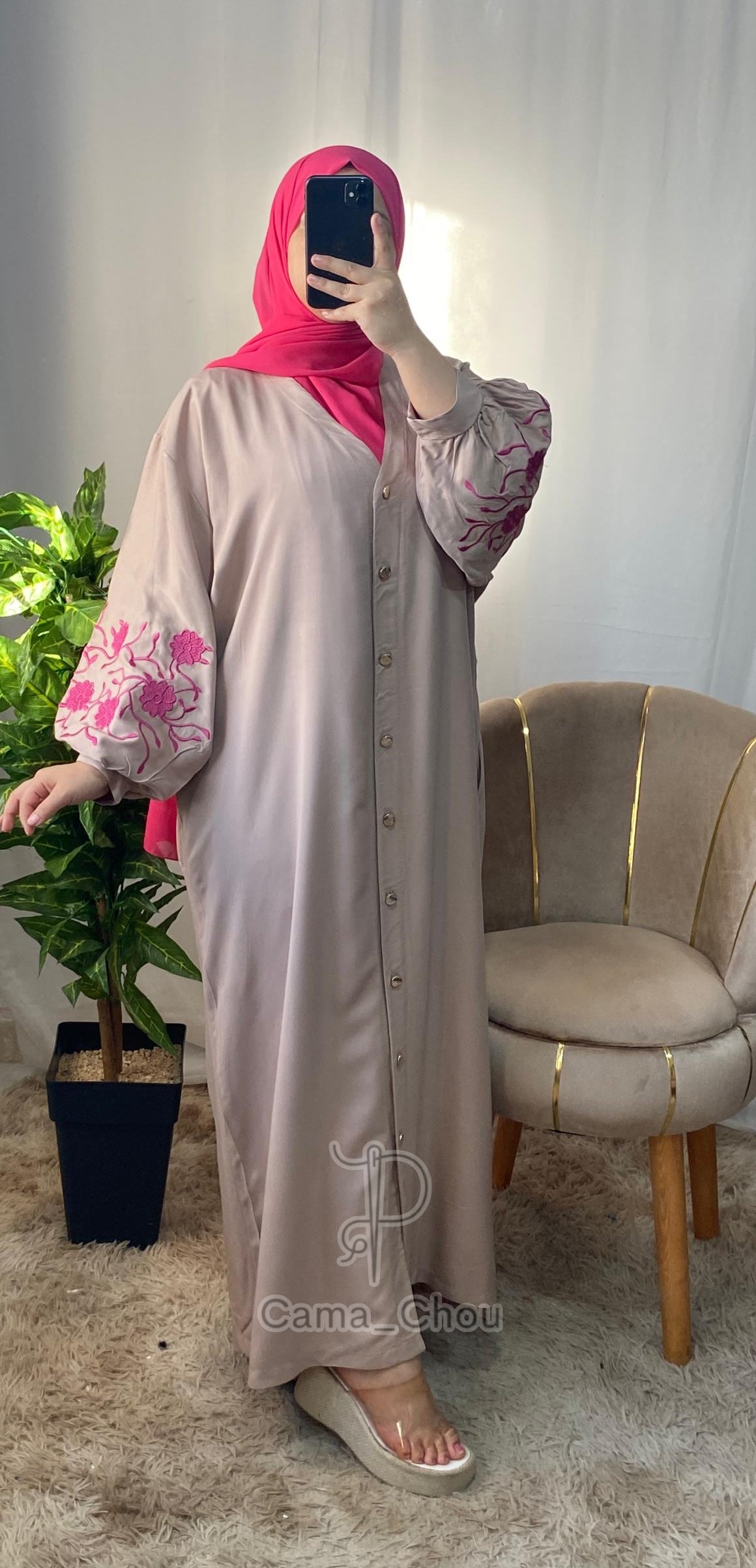 Robe brodée ✨