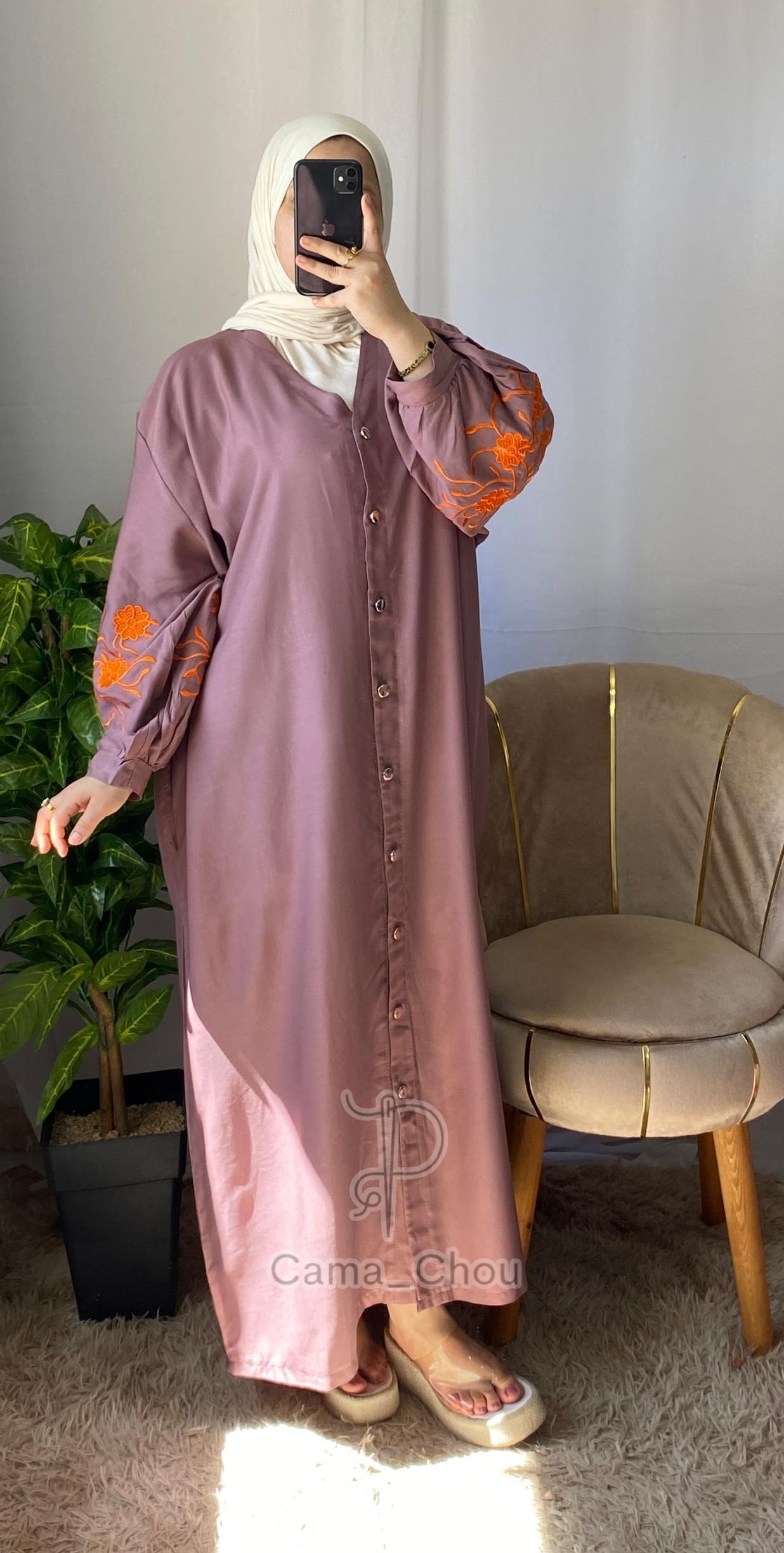 Robe brodée ✨